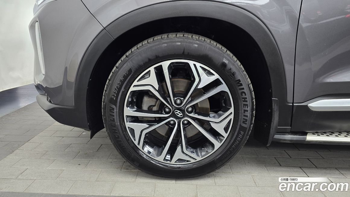 Hyundai Santafe 2020