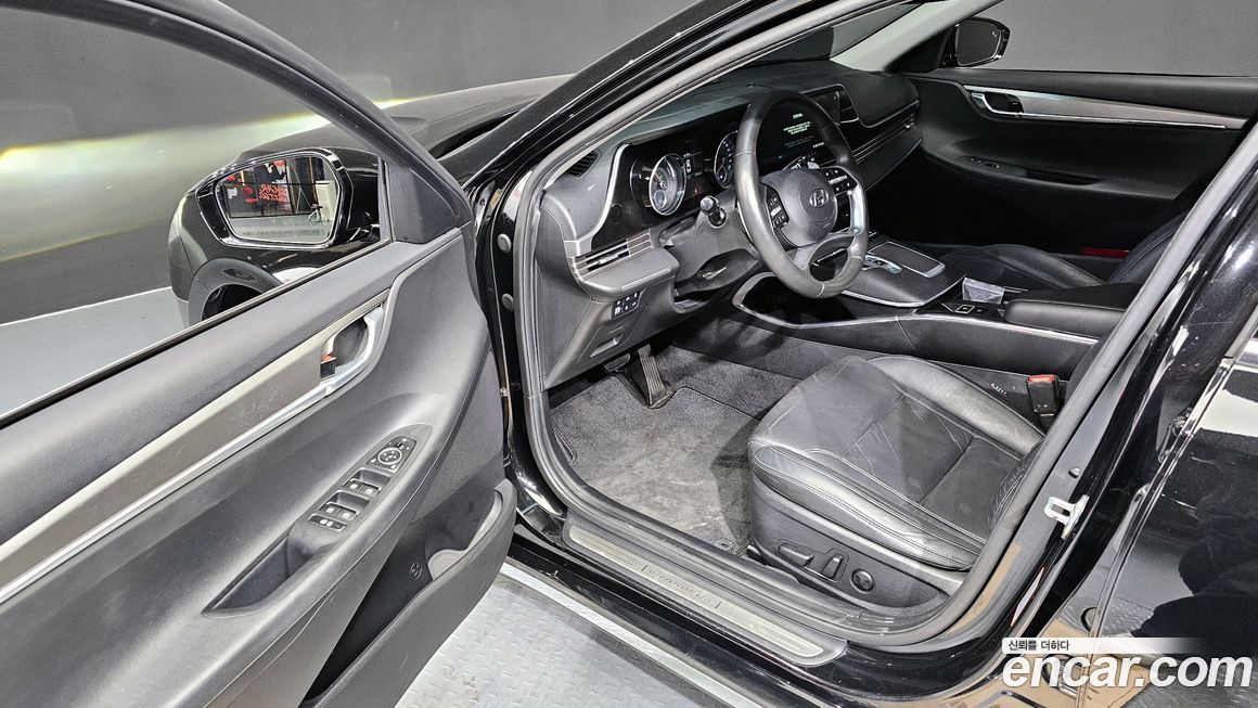 Hyundai Grandeur 2021