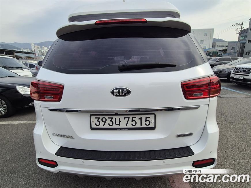 Kia Canival 2020