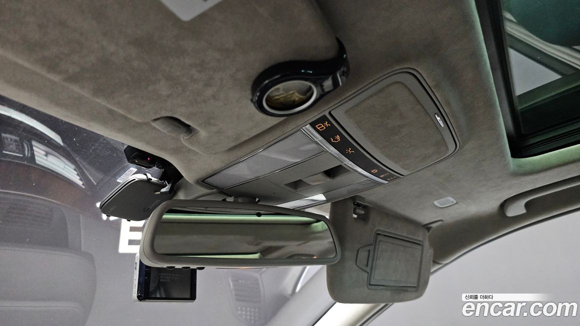 Mercedes-Benz S-Class 2008