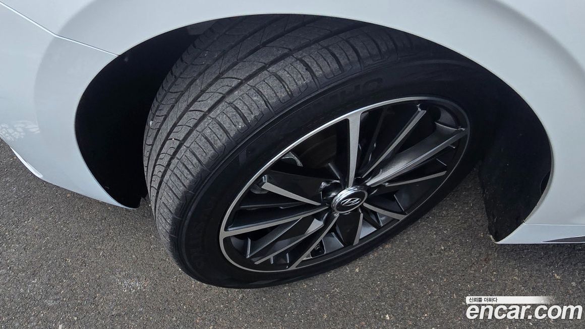 Hyundai Grandeur 2021