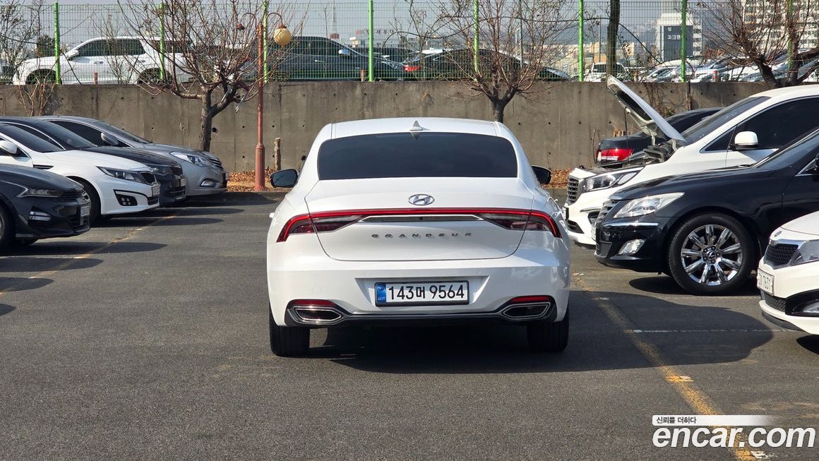 Hyundai Grandeur 2021