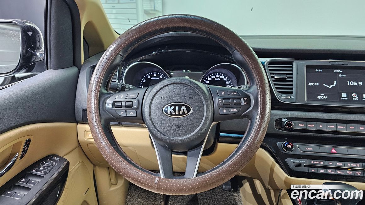 Kia Canival 2019