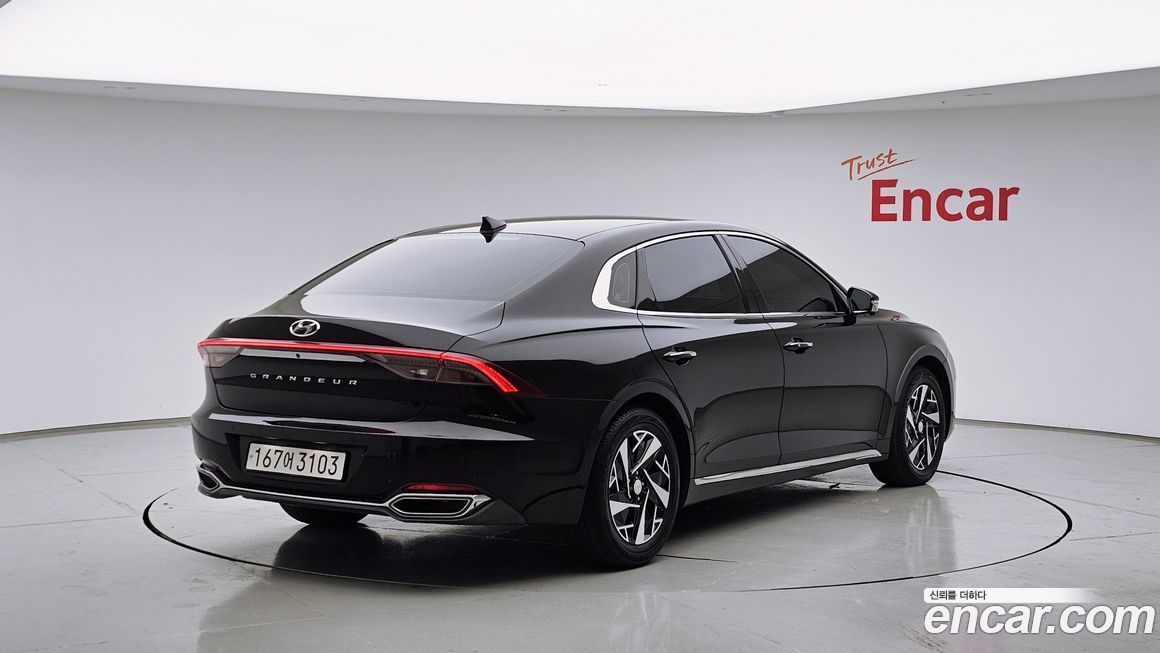 Hyundai Grandeur 2022