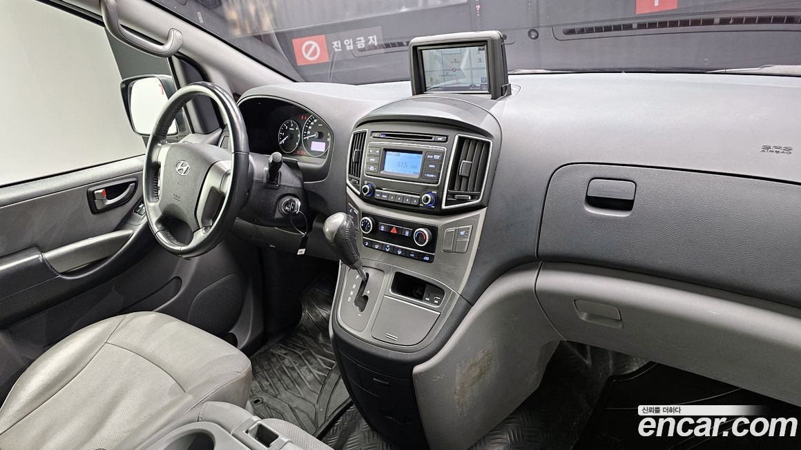 Hyundai Starex 2019