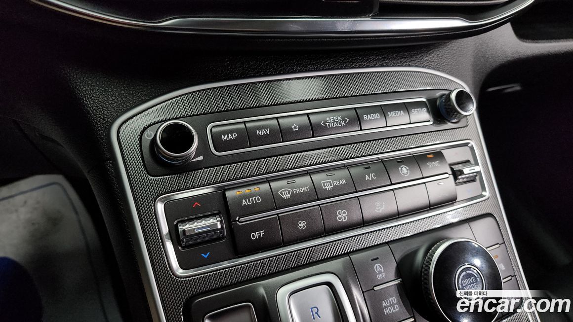 Hyundai Santafe 2022