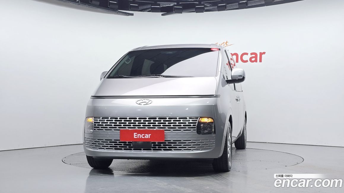 Hyundai Staria 2023