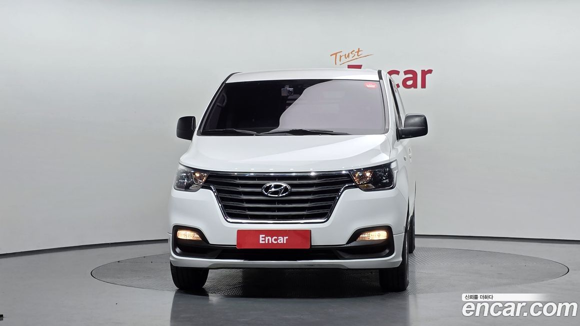 Hyundai Starex 2019