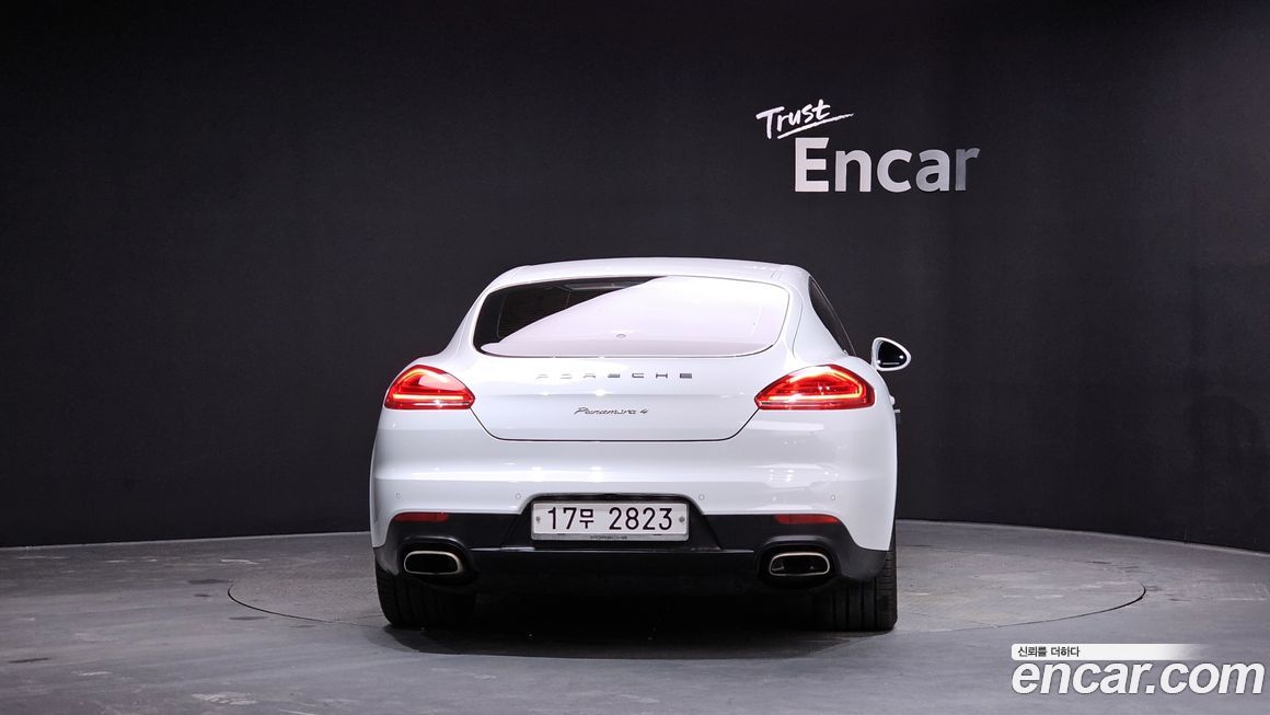 Porsche Panamera 2015