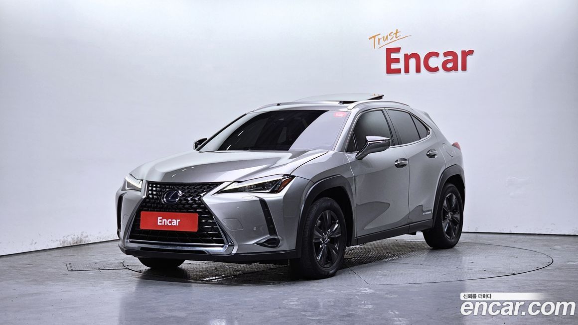 Lexus UX 2020