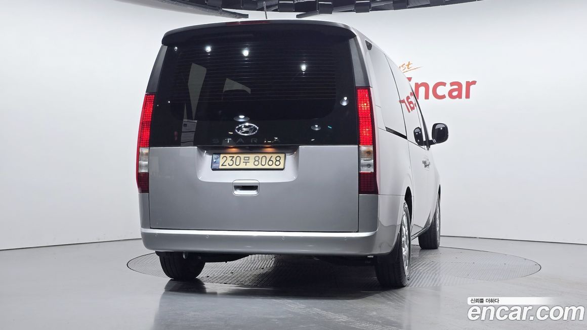 Hyundai Staria 2023