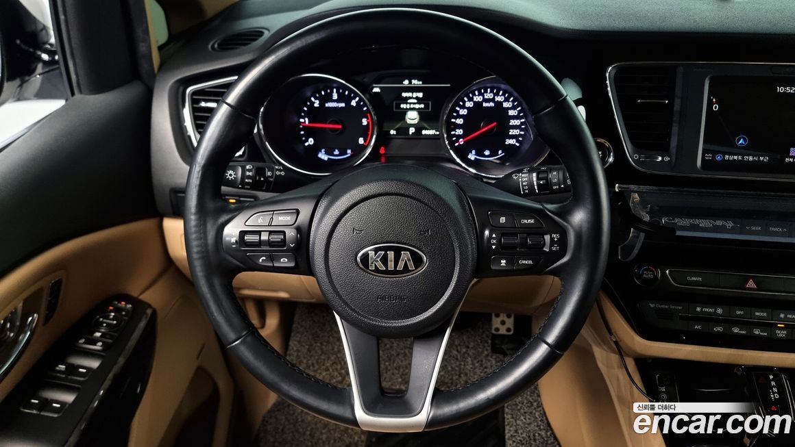 Kia Canival 2019