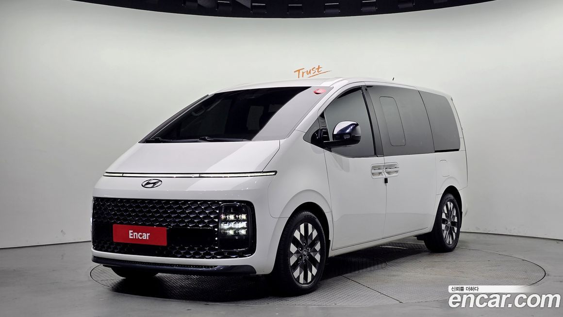 Hyundai Staria 2022