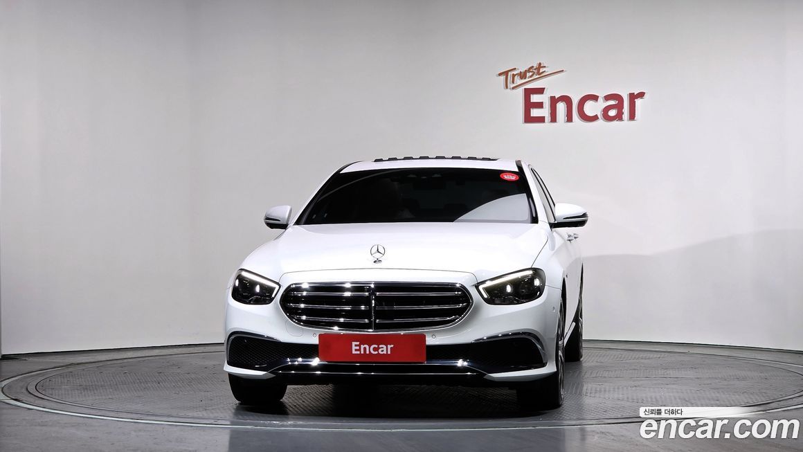 Mercedes-Benz E-Class 2021