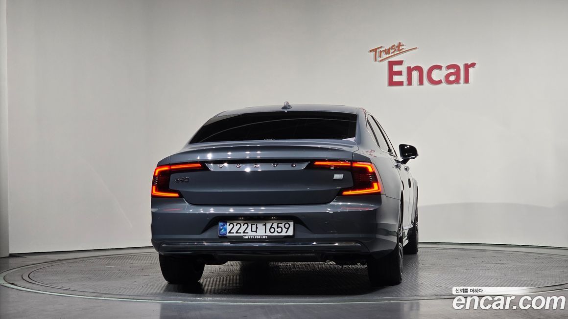 Volvo S90 2021