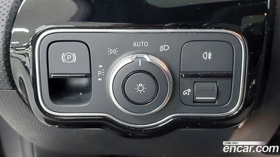 Mercedes-Benz A-Class 2023