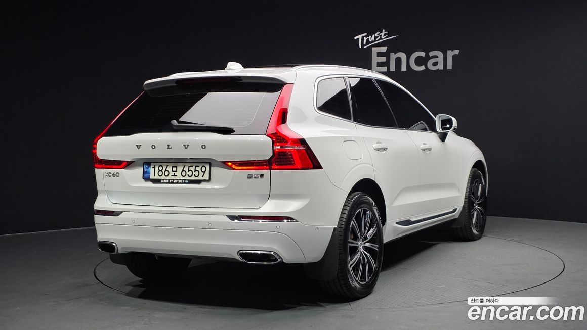 Volvo XC60 2021