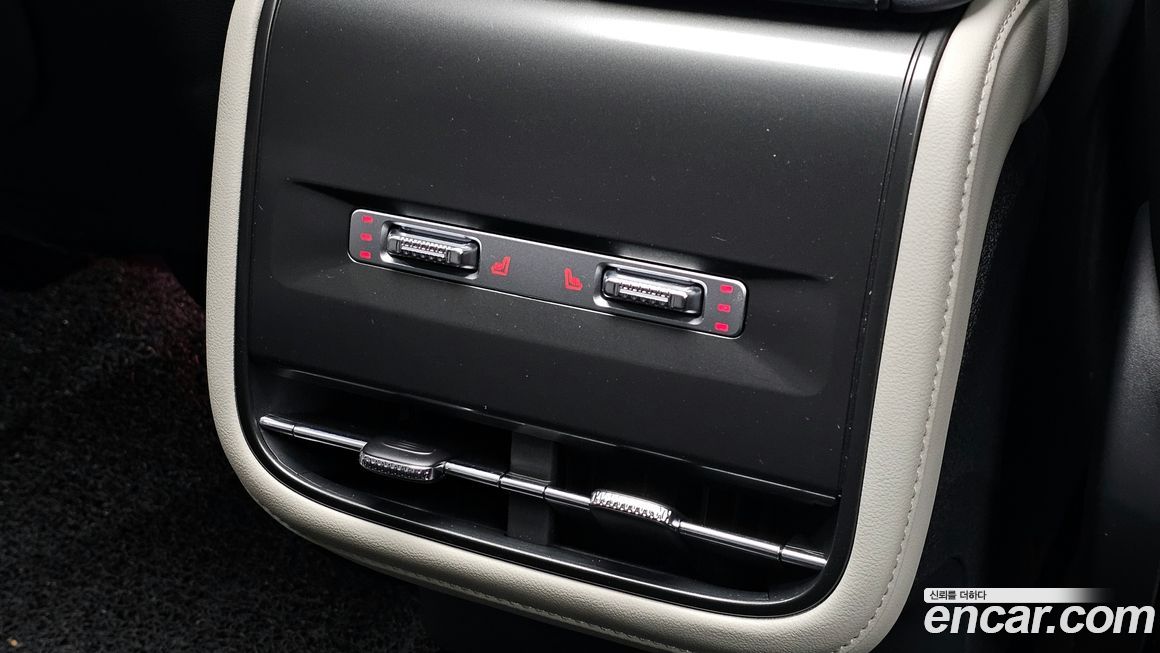 Lincoln Nautilus 2024