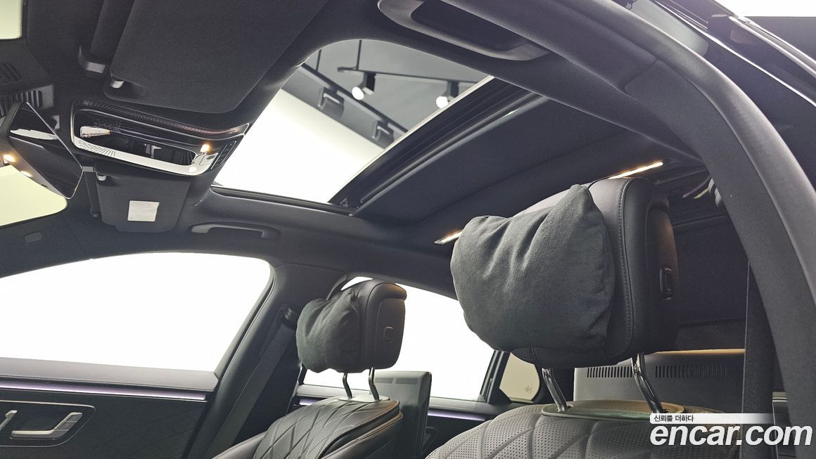 Mercedes-Benz S-Class 2021