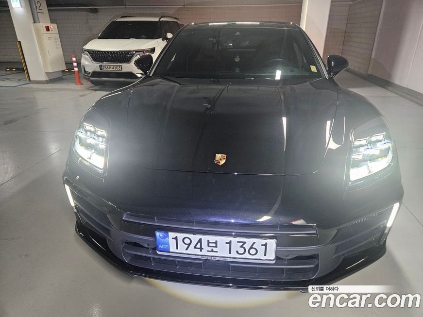 Porsche Panamera 2024