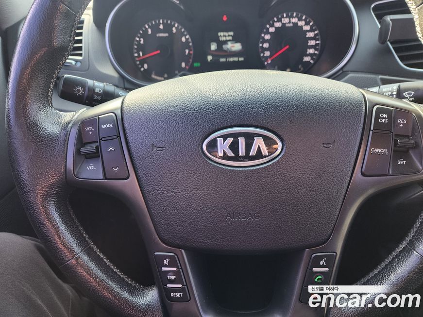 Kia K7 2012