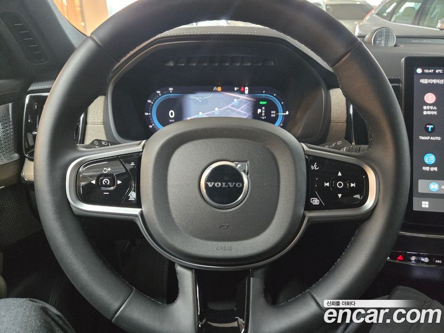 Volvo XC90 2025