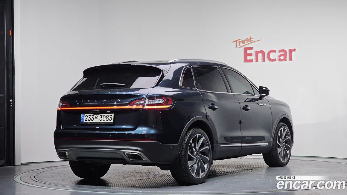 Lincoln Nautilus 2023