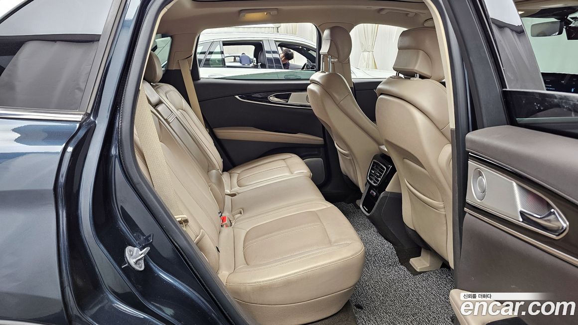 Lincoln Nautilus 2023