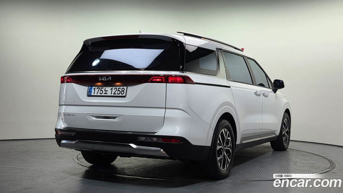 Kia Canival 2023