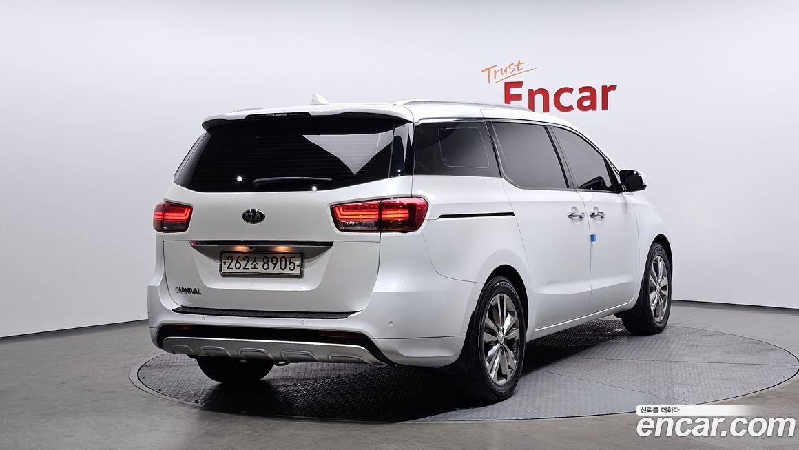 Kia Canival 2017