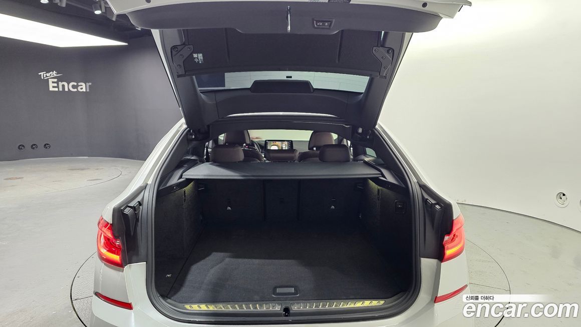 BMW Gran Turismo 2024