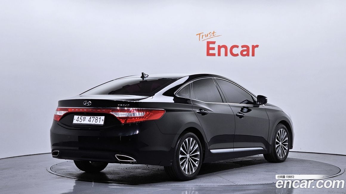 Hyundai Grandeur 2014