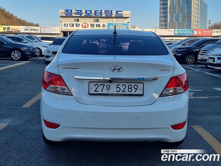 Hyundai Accent 2014
