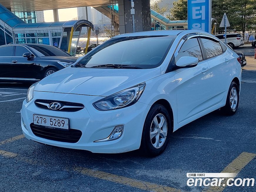 Hyundai Accent 2014