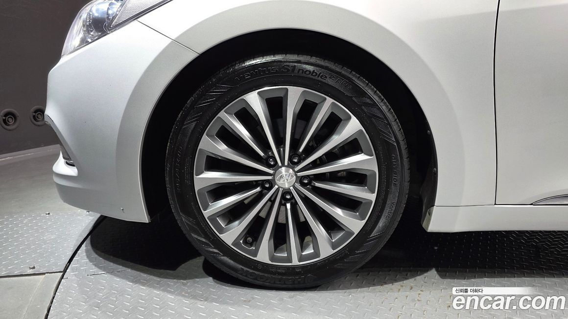 Hyundai Grandeur 2014