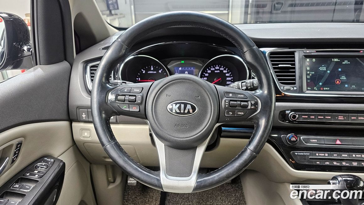 Kia Canival 2016