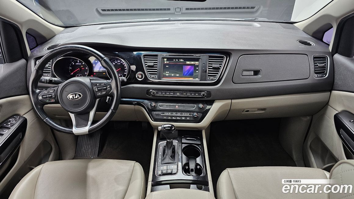 Kia Canival 2016