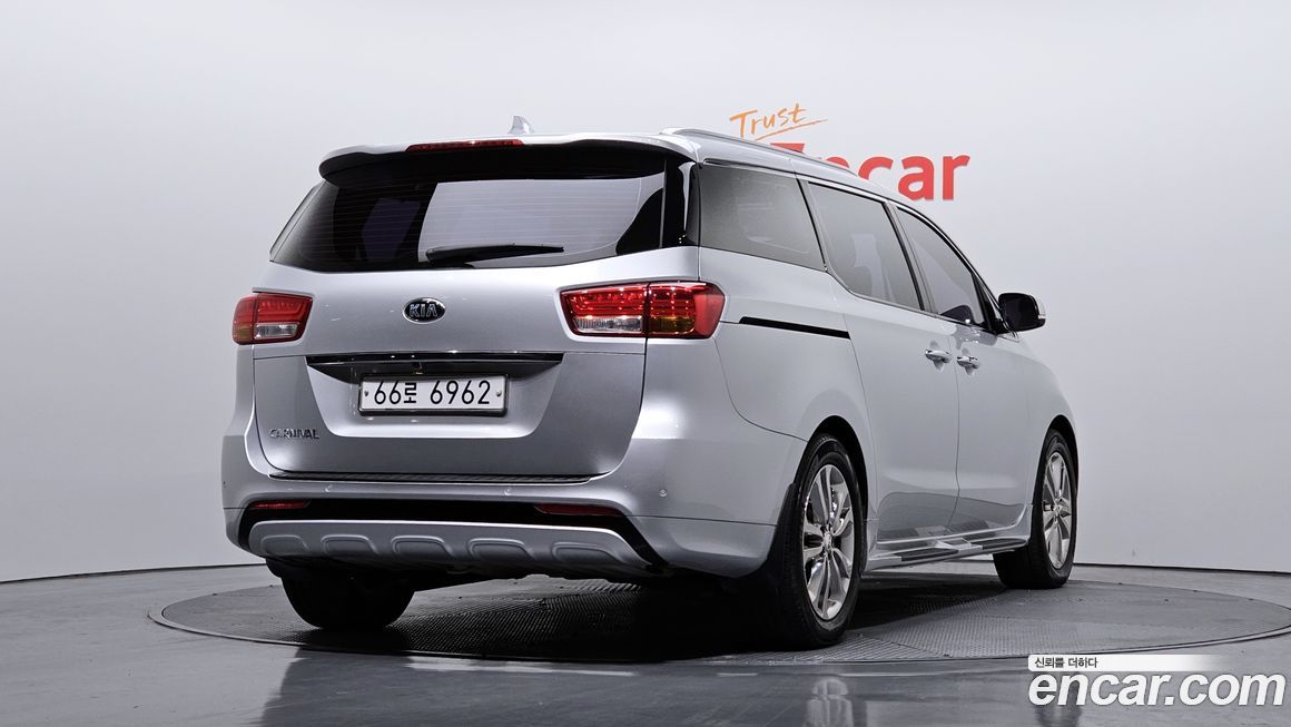 Kia Canival 2016
