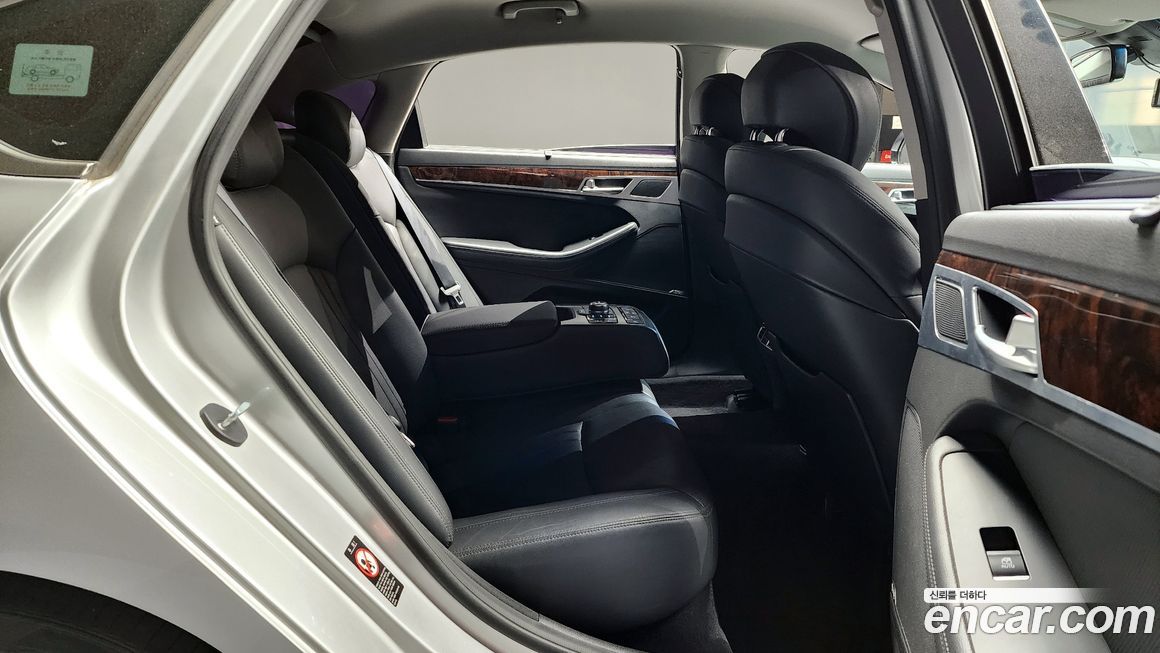 Hyundai Genesis 2014