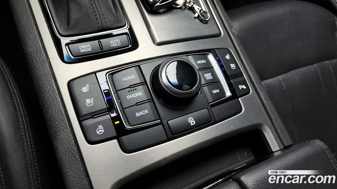 Hyundai Genesis 2014