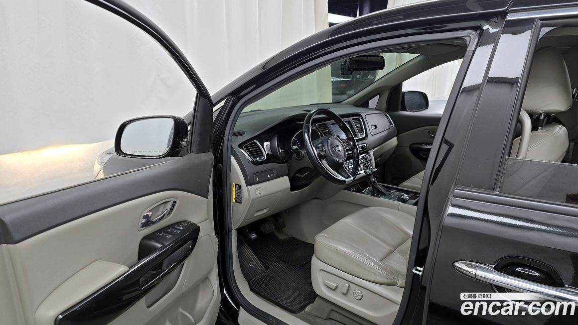 Kia Canival 2017
