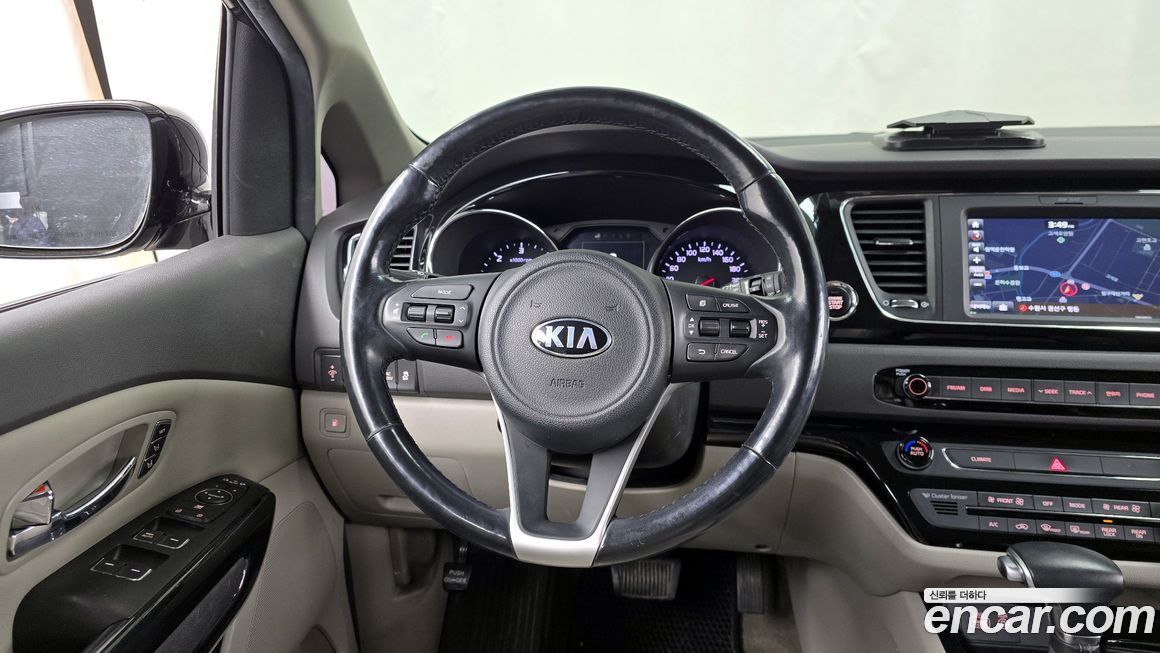 Kia Canival 2017