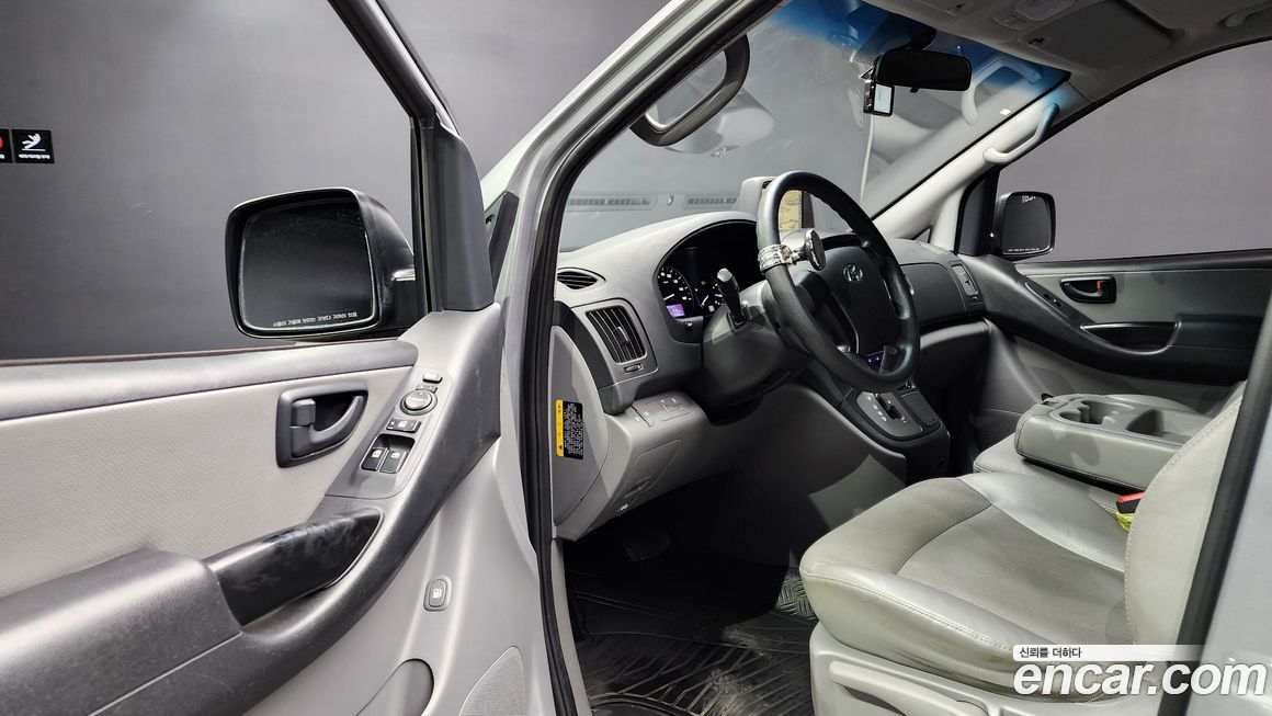 Hyundai Starex 2018