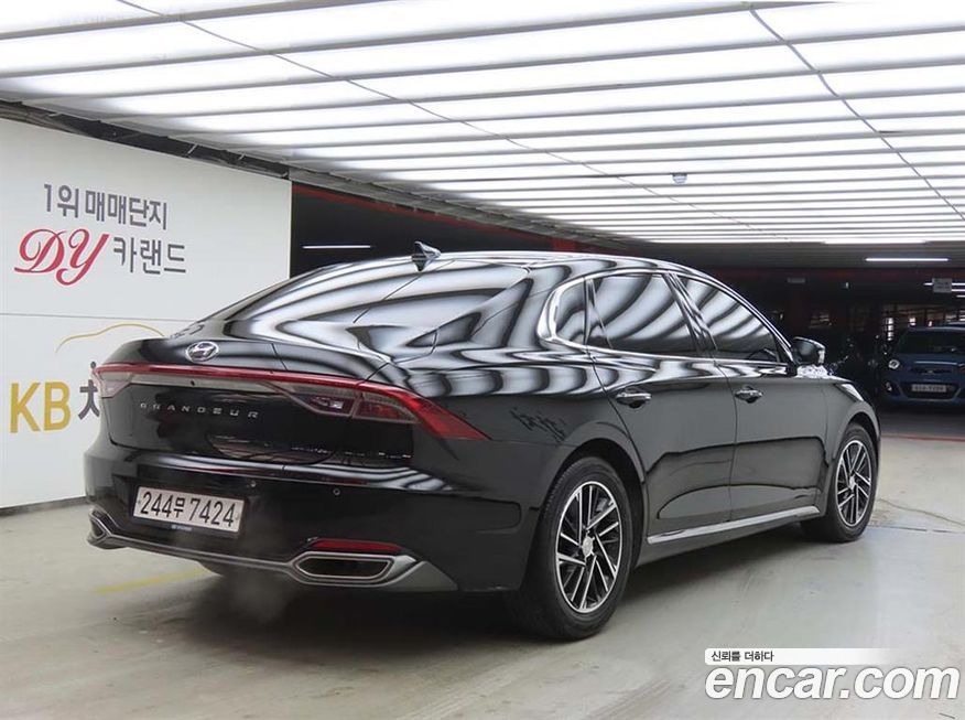 Hyundai Grandeur 2020