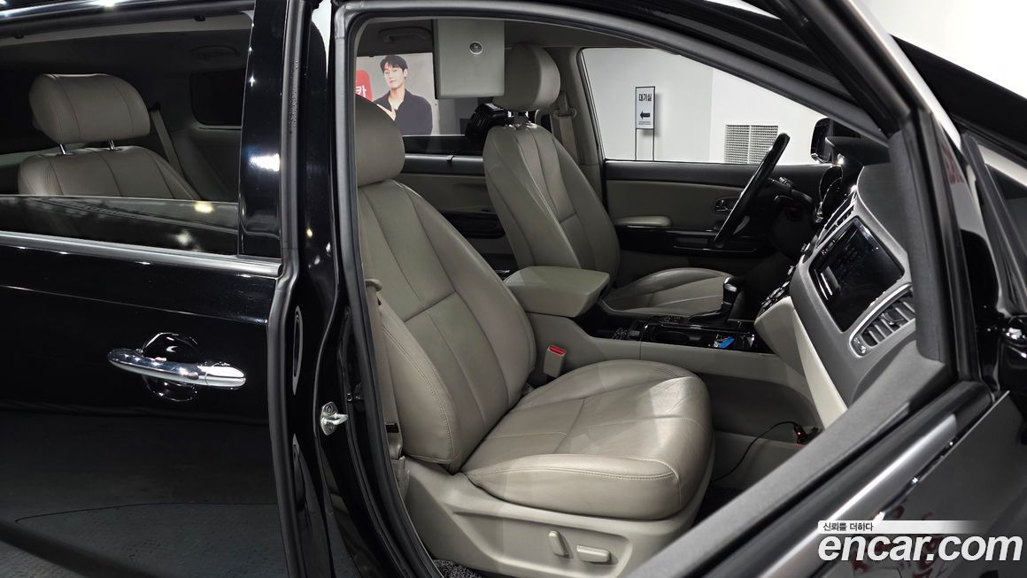 Kia Canival 2018