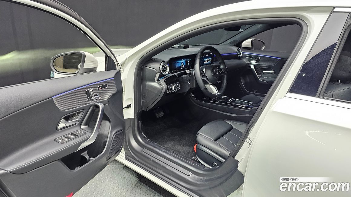 Mercedes-Benz A-Class 2025