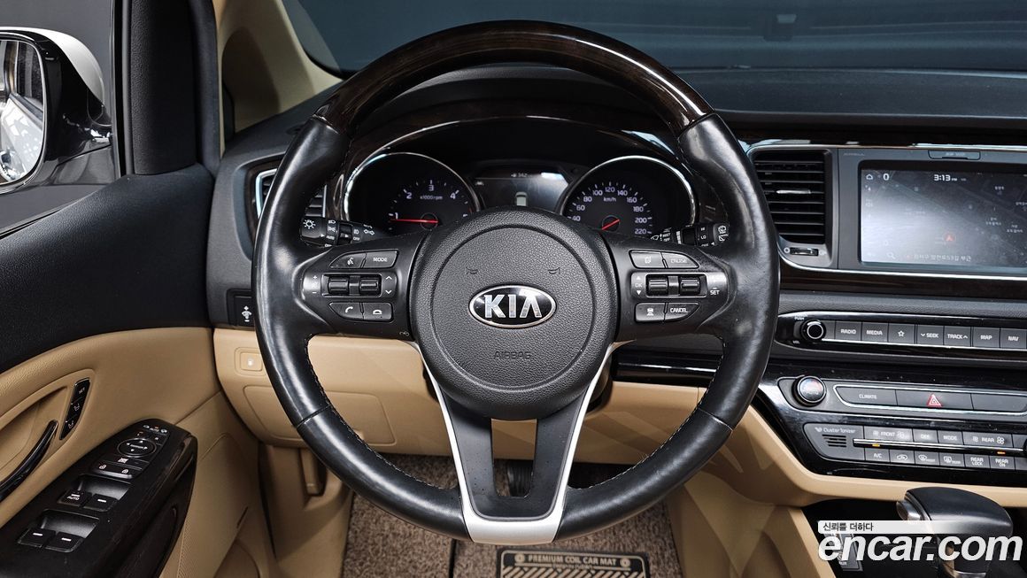 Kia Canival 2019
