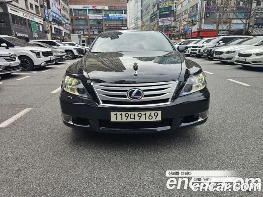 Lexus LS 2011