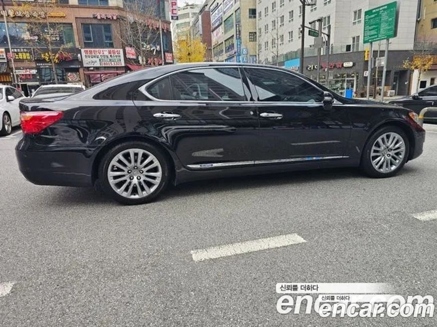 Lexus LS 2011