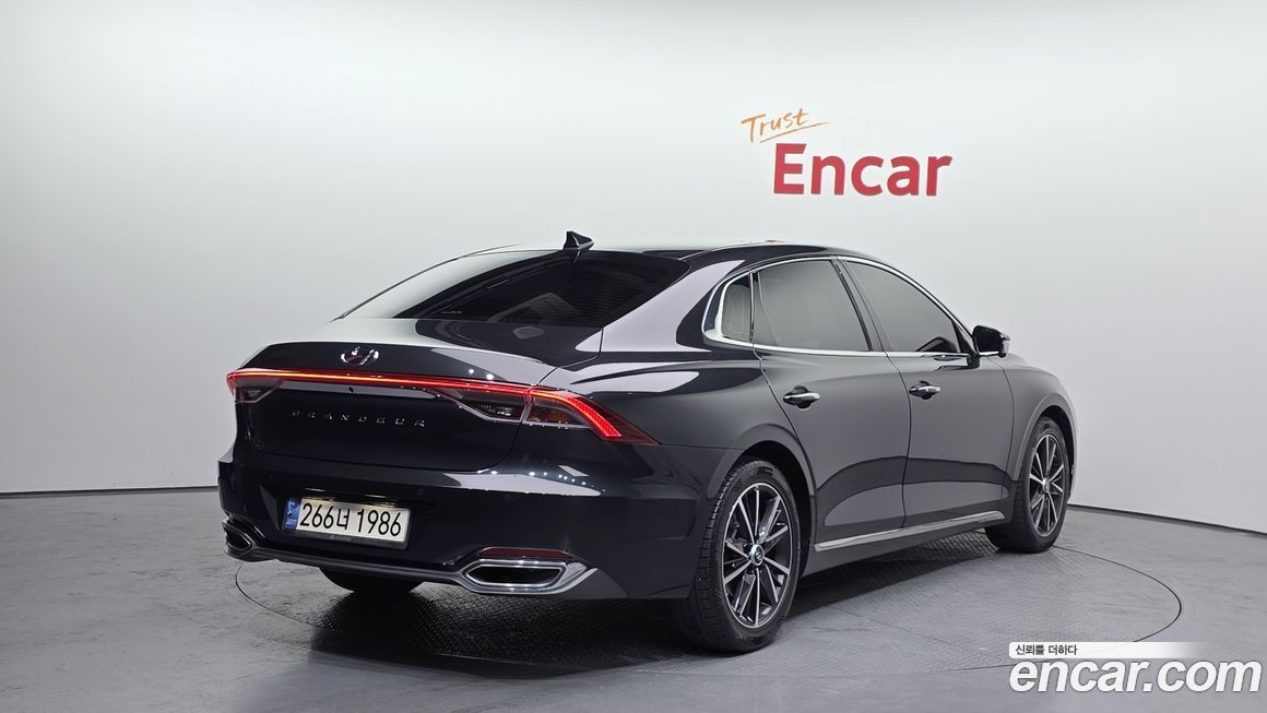 Hyundai Grandeur 2022
